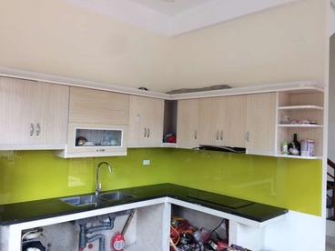Kính màu ốp tường bếp Màu vàng chanh 5